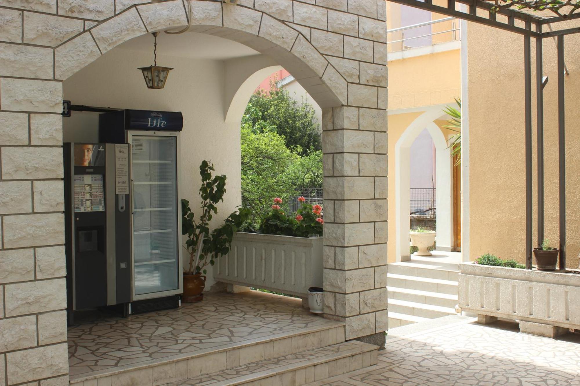 Nir Apartments Budva Buitenkant foto
