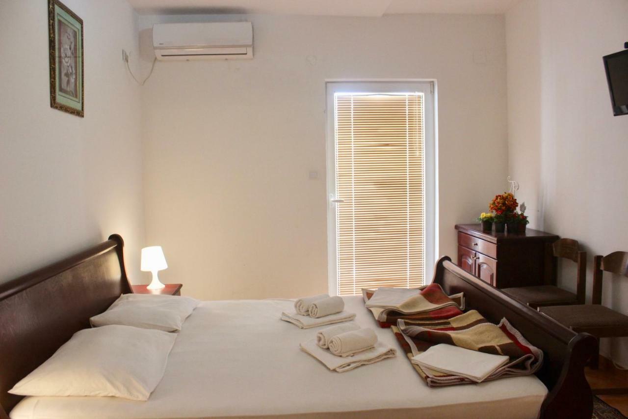 Nir Apartments Budva Buitenkant foto