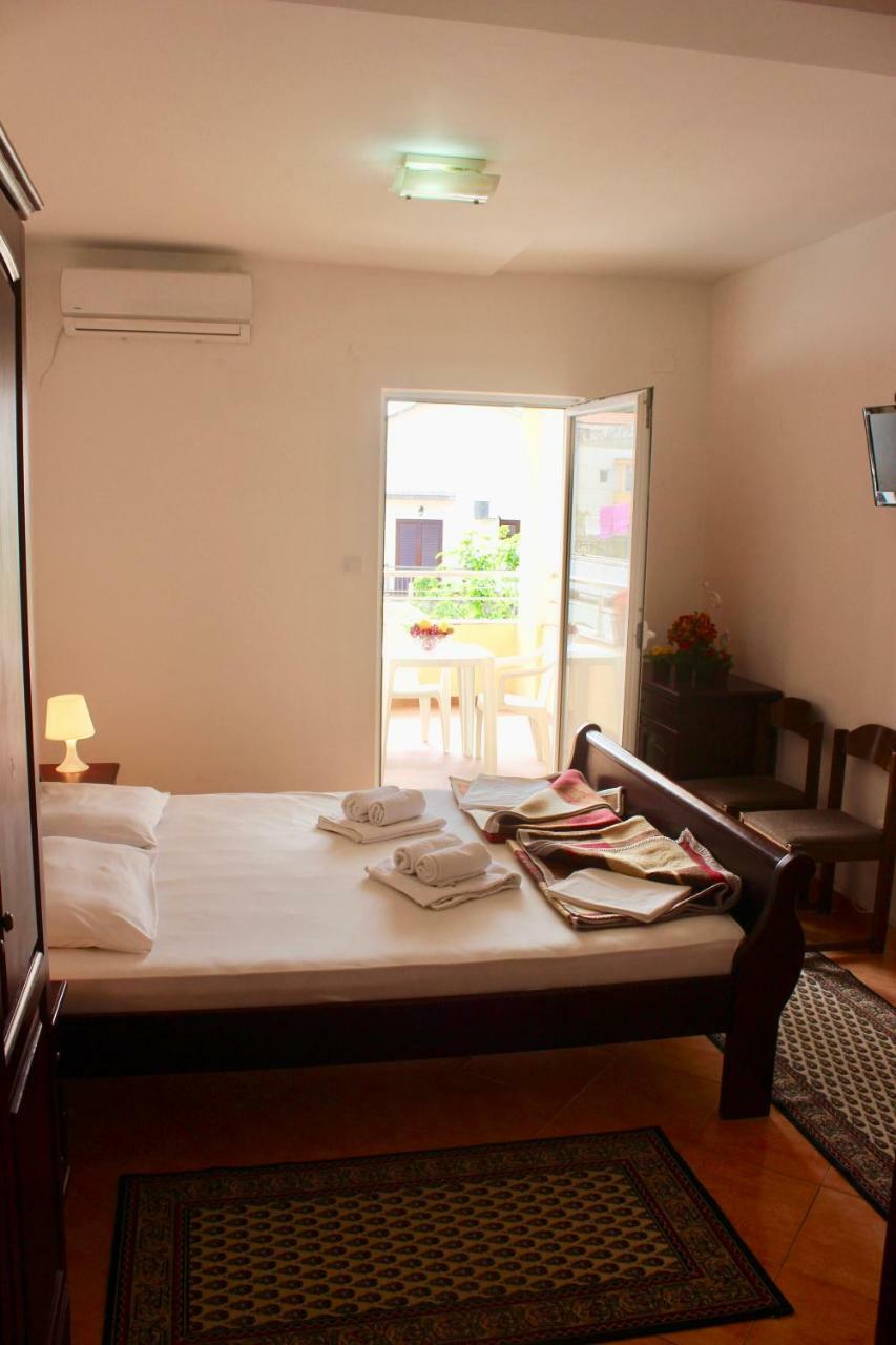 Nir Apartments Budva Buitenkant foto
