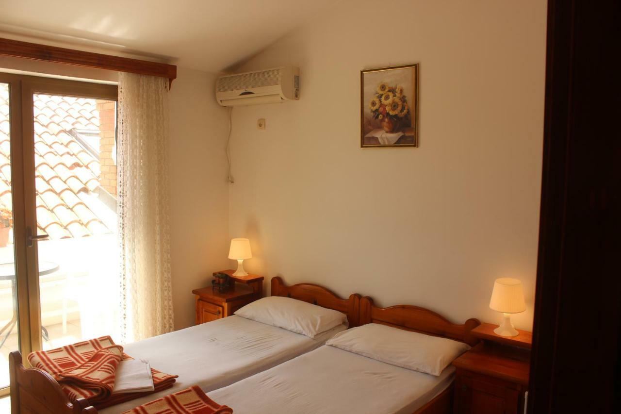 Nir Apartments Budva Buitenkant foto