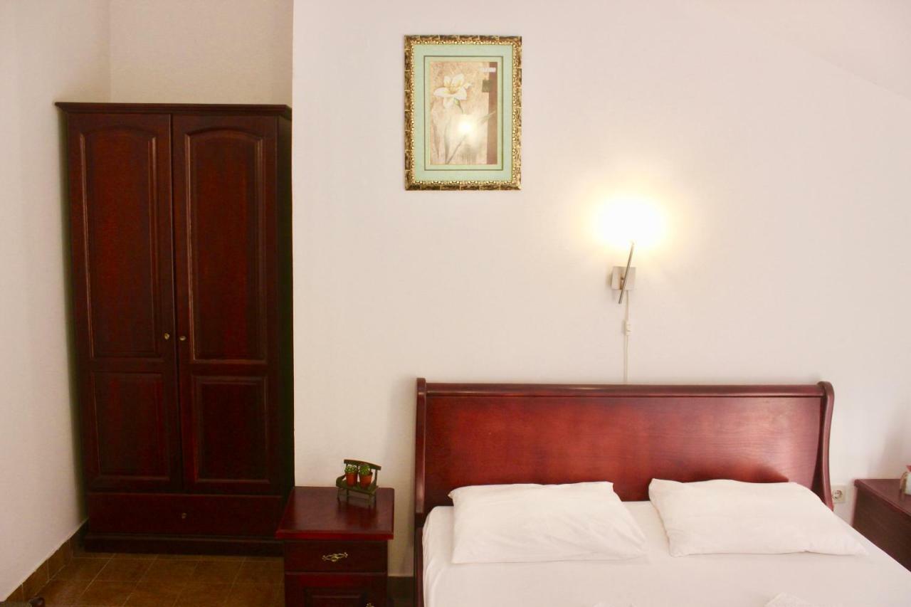 Nir Apartments Budva Buitenkant foto