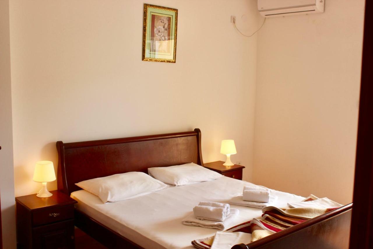 Nir Apartments Budva Buitenkant foto