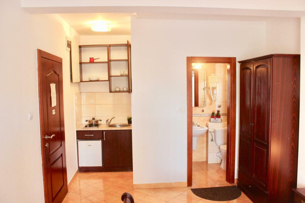 Nir Apartments Budva Buitenkant foto