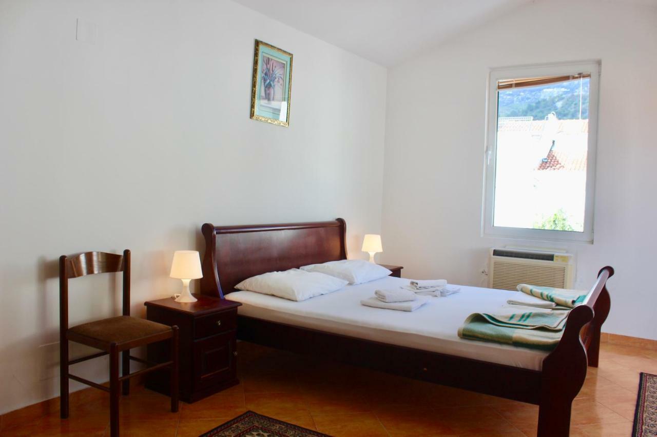 Nir Apartments Budva Buitenkant foto